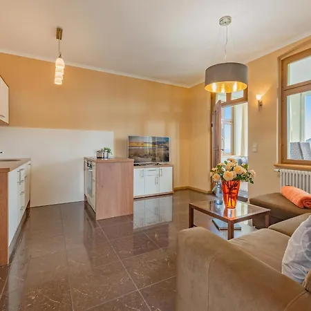 Bella 06 Apartment *