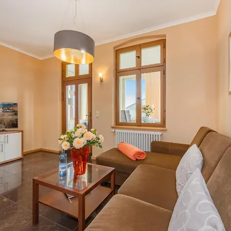 Apartament Bella 06 *